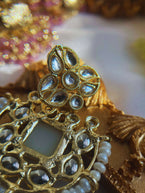 Discover the Beauty of Gulnaz Earrings
Craftsmanship and Tradition
The Gulnaz Earrings are an ode to tradition and artistry, capturing the essence of skilled craftsmGulnaz Earrings